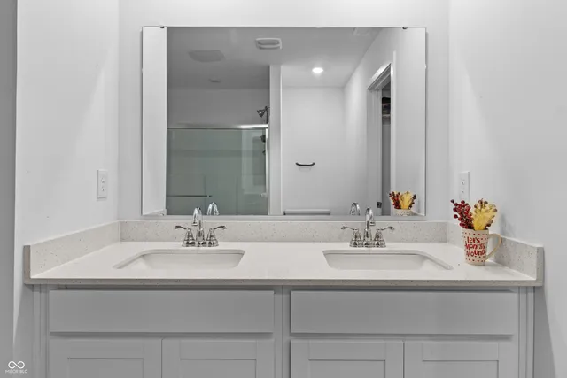 $339,900 | 726 Oxford Lane, Danville, IN 46122