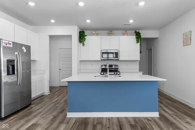 $339,900 | 726 Oxford Lane, Danville, IN 46122