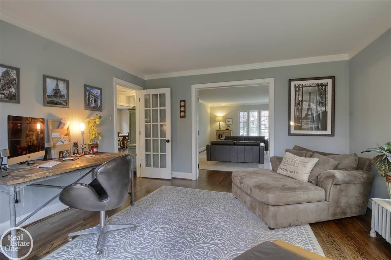 667 Lincoln Road Grosse Pointe, MI 48230 - Photo 7 of 34 31365479-6.JPG