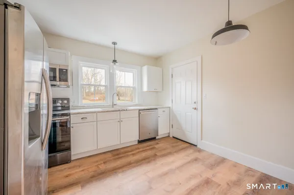 $575,000 | 329 Hazard Avenue, Enfield, CT 06082