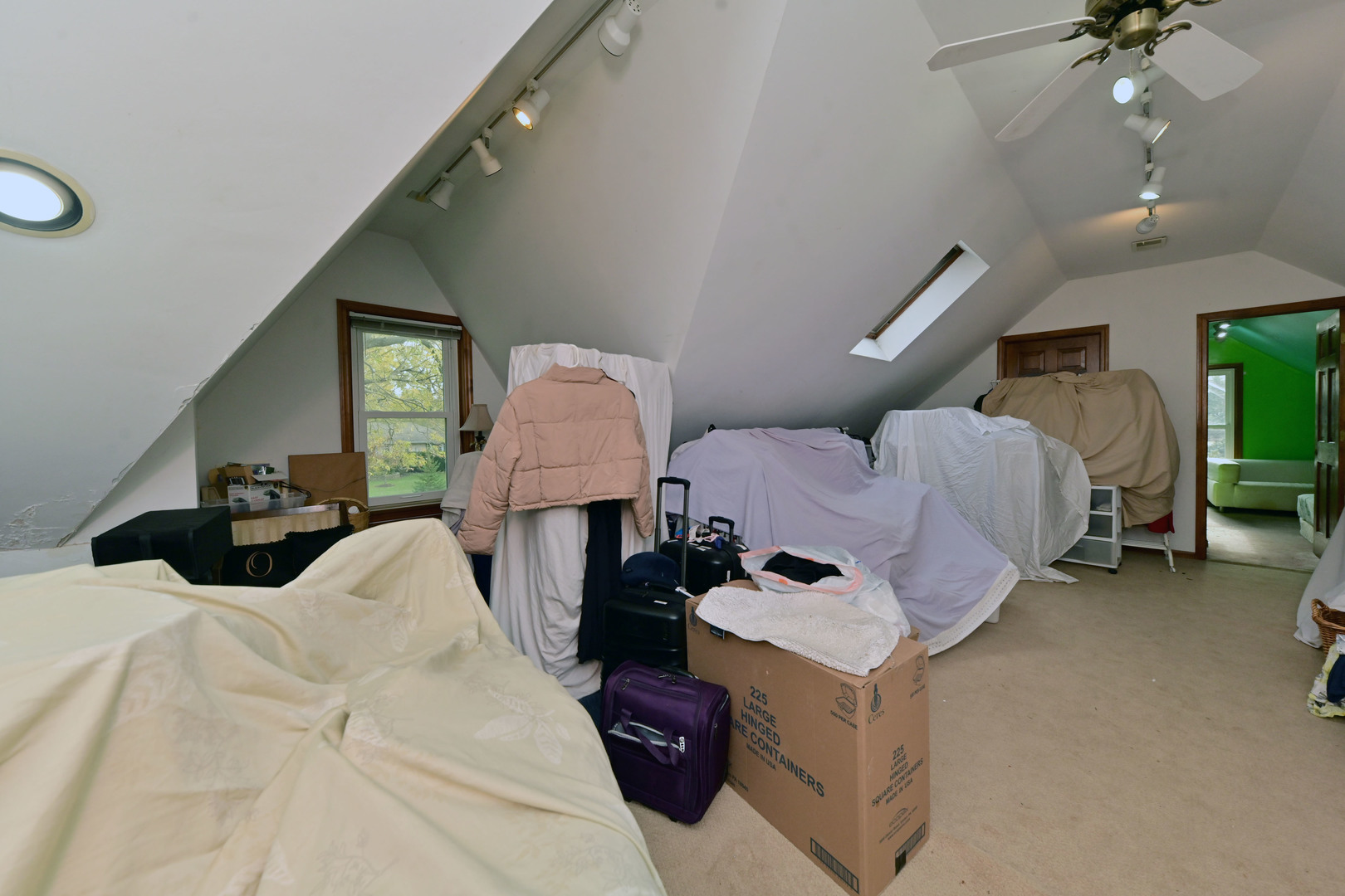 2140 Beechnut Road Northbrook, IL 60062 - Photo 22 of 33 a bed room with a bed and a lamp