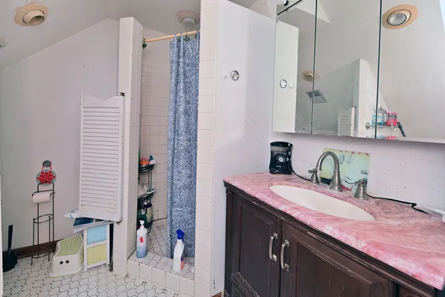 $679,000 | 2140 Beechnut Road, Northbrook, IL 60062