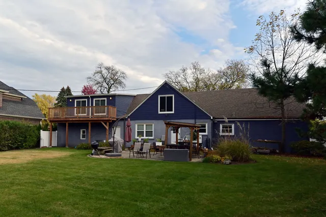 $679,000 | 2140 Beechnut Road, Northbrook, IL 60062