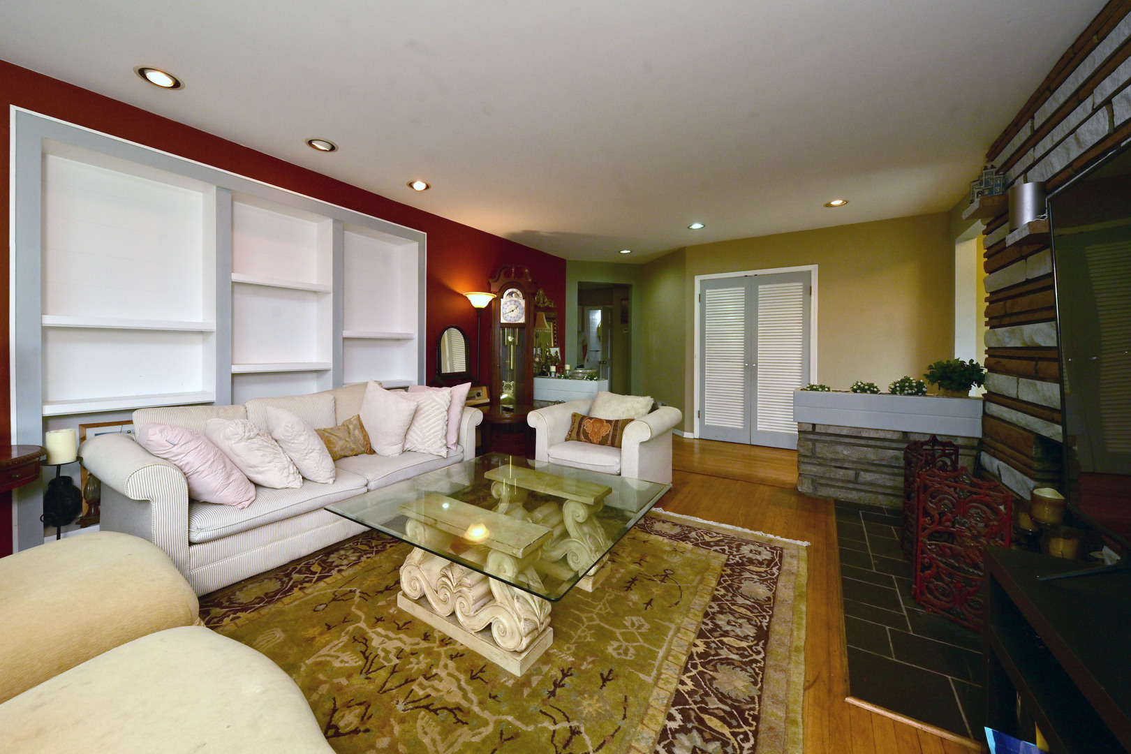 2140 Beechnut Road Northbrook, IL 60062 - Photo 6 of 33 a living room with furniture and a flat screen tv