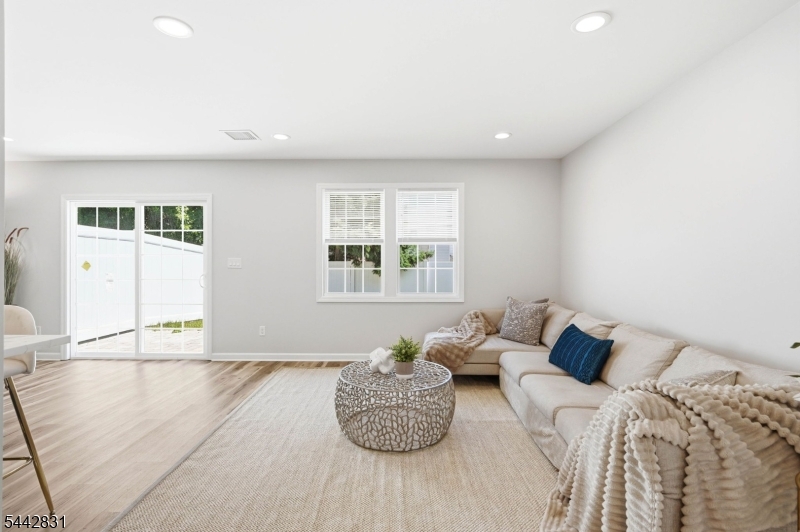 77 Chestnut Street, Unit B Lodi, NJ 07644 - Photo 11 of 46