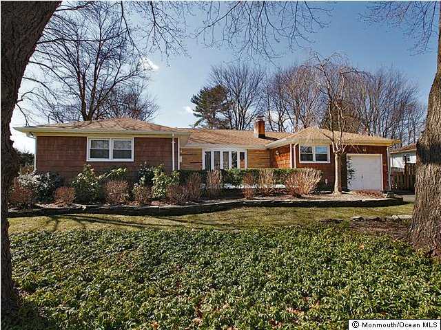 707 Hopping Road Middletown, NJ 07718 - Photo 1 of 3 Primary Photo