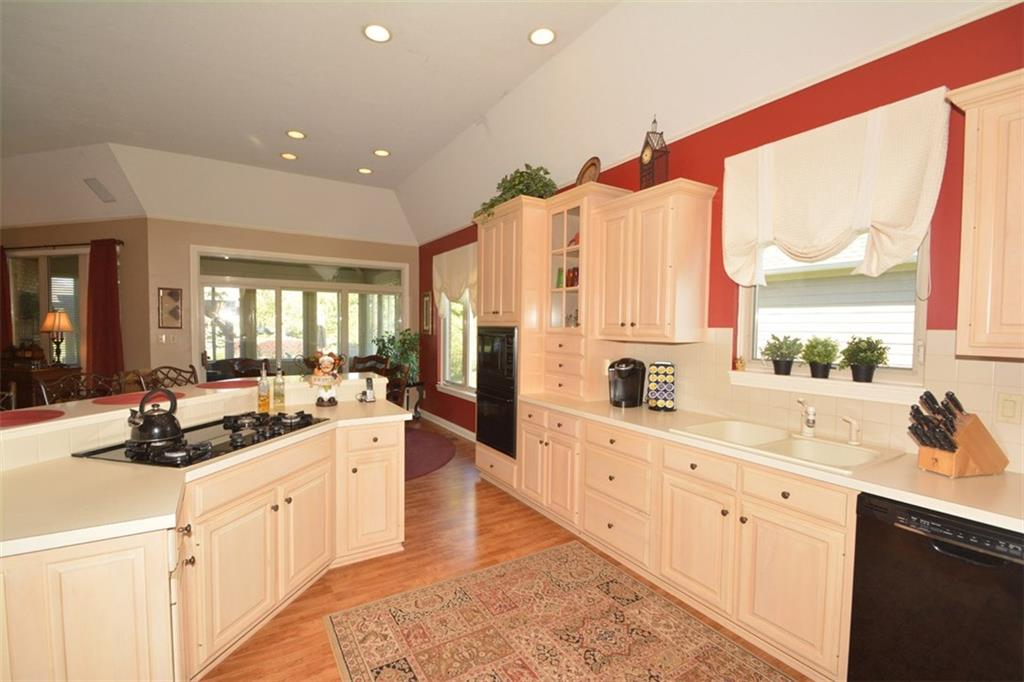 10490 Inverness Court Fishers, IN 46037 - Photo 11 of 24 Gallery Image 11