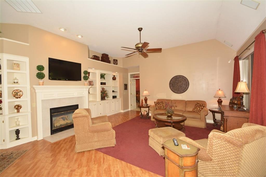 10490 Inverness Court Fishers, IN 46037 - Photo 5 of 24 Gallery Image 5