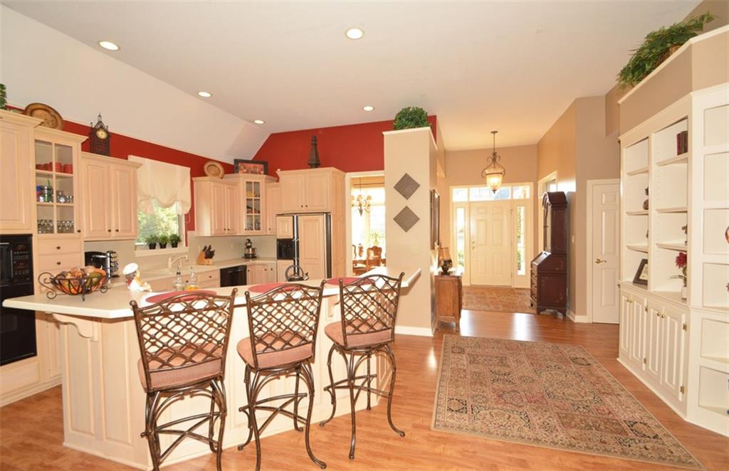 10490 Inverness Court Fishers, IN 46037 - Photo 9 of 24 Gallery Image 9