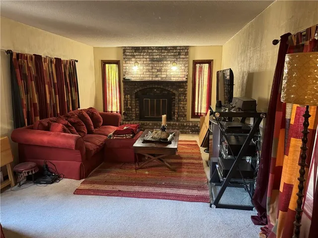 $250,000 | 3400 North 59 Terrace, Kansas City, KS 66104