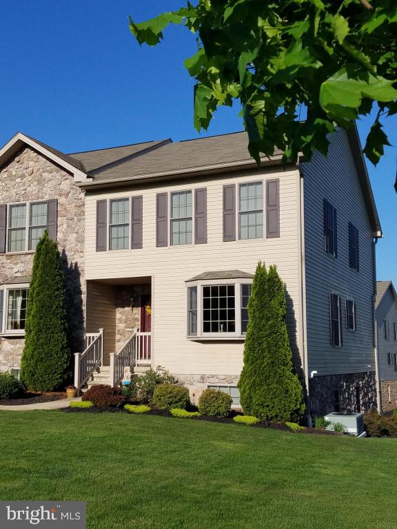 1204 Overlook Road Middletown, PA 17057 - Photo 1 of 25 Gallery Image 1
