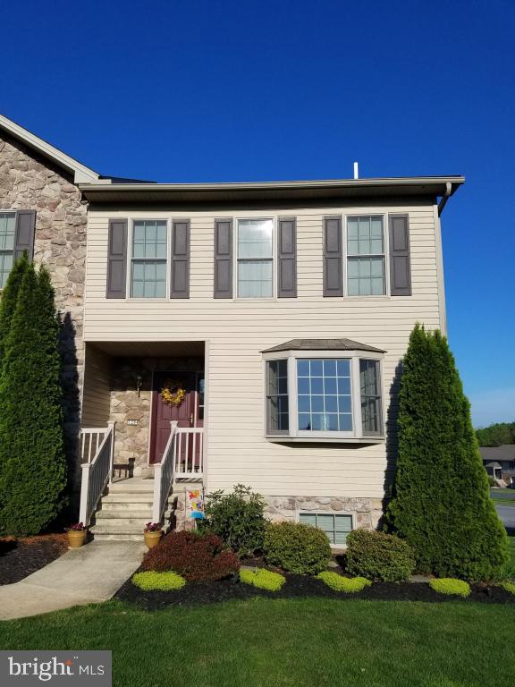 1204 Overlook Road Middletown, PA 17057 - Photo 2 of 25 Gallery Image 2