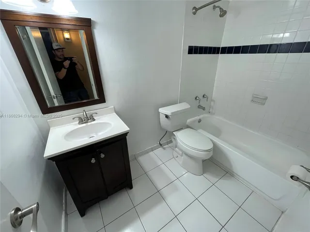 $1,750 | 8605 Southwest 68th Court, Unit 1, Pinecrest, FL 33156