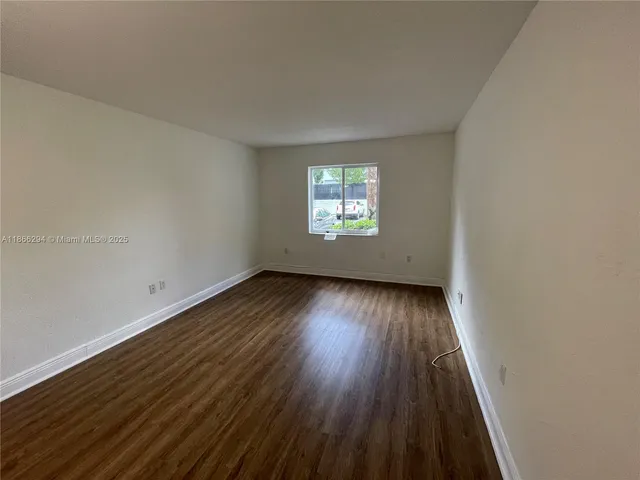 $1,750 | 8605 Southwest 68th Court, Unit 1, Pinecrest, FL 33156