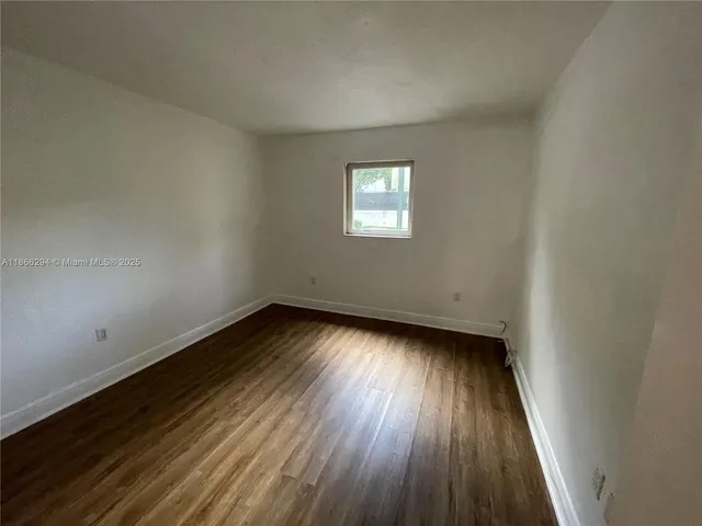 $1,750 | 8605 Southwest 68th Court, Unit 1, Pinecrest, FL 33156