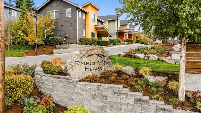 $698,000 | 6013 South 127th Lane, Seattle, WA 98178