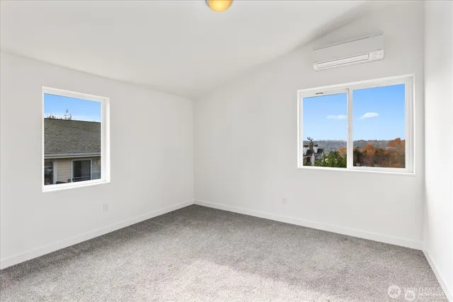 $698,000 | 6013 South 127th Lane, Seattle, WA 98178