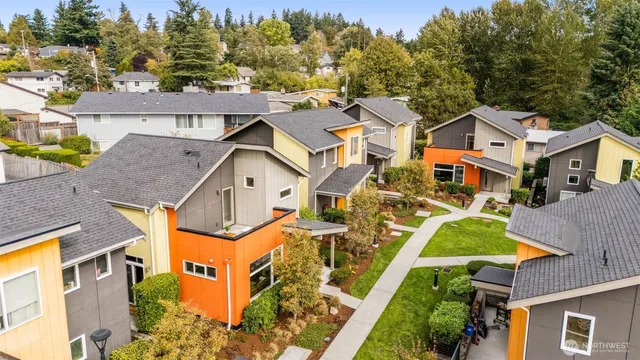 $698,000 | 6013 South 127th Lane, Seattle, WA 98178