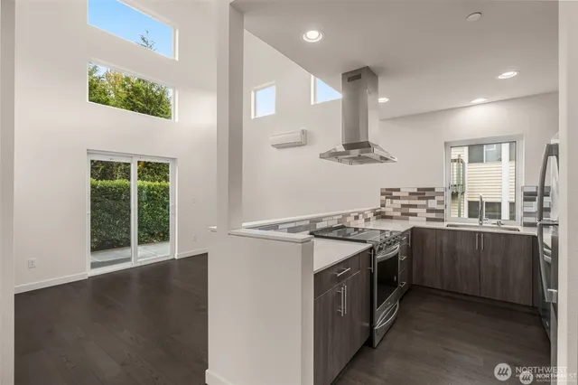 $698,000 | 6013 South 127th Lane, Seattle, WA 98178