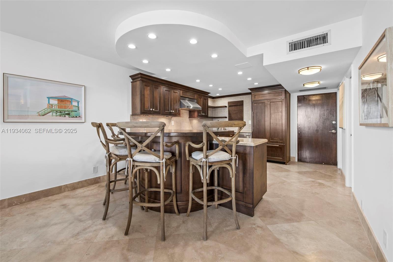 400 North Surf Road, Unit 905 Hollywood, FL 33019 - Photo 13 of 24