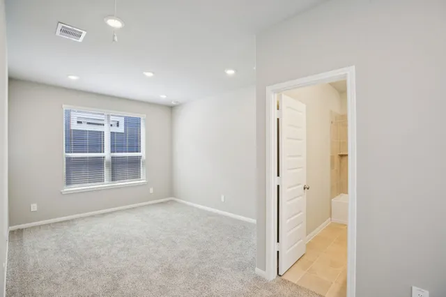 $333,120 | 702 Topwater Trail, Kemah, TX 77565