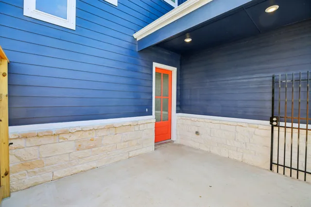 $333,120 | 702 Topwater Trail, Kemah, TX 77565