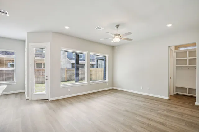 $333,120 | 702 Topwater Trail, Kemah, TX 77565