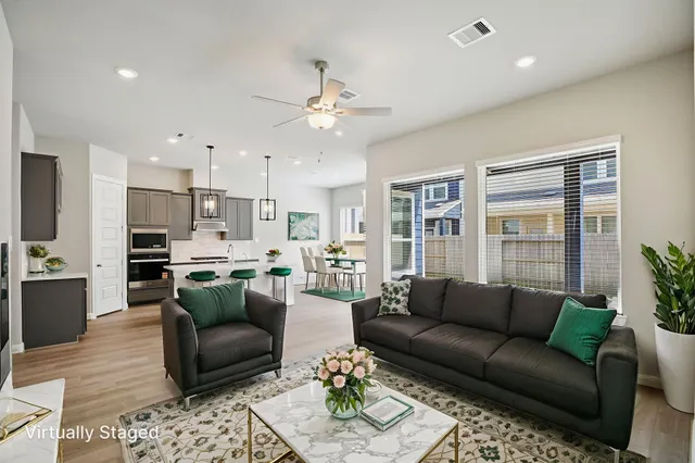 $333,120 | 702 Topwater Trail, Kemah, TX 77565