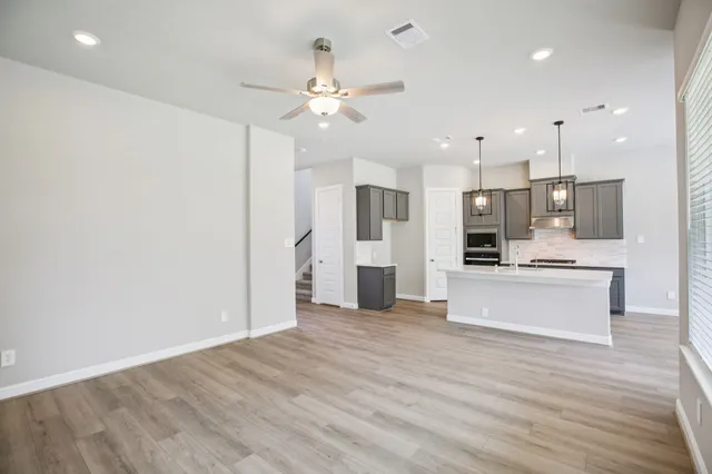 $333,120 | 702 Topwater Trail, Kemah, TX 77565