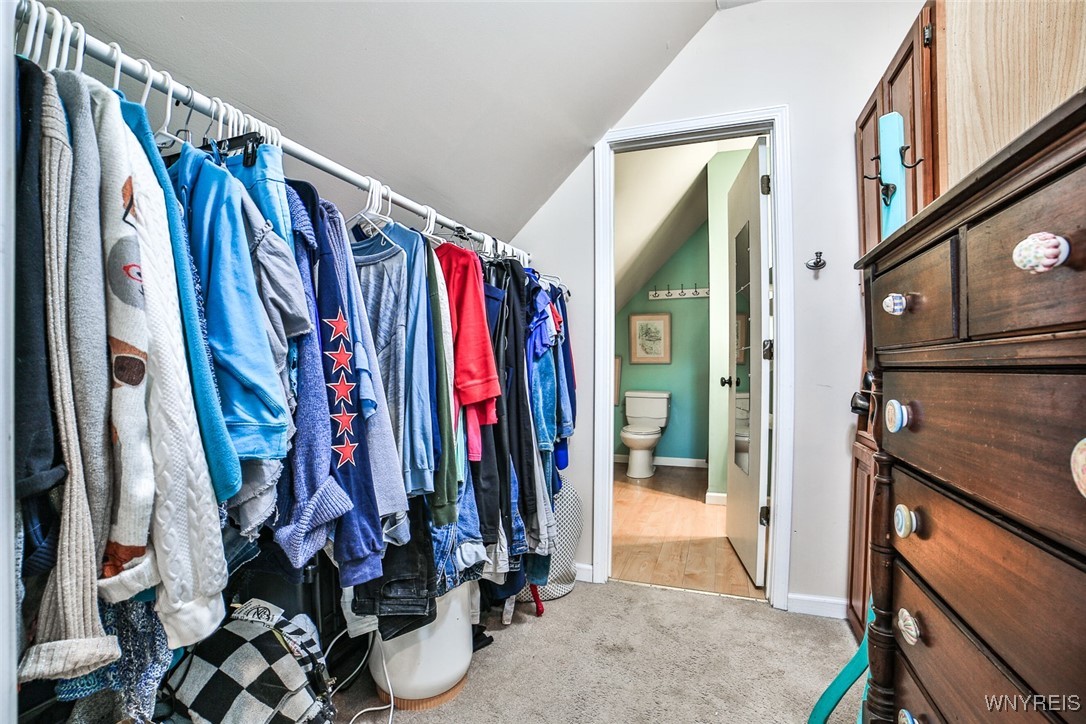 4274 Trailing Drive Clarence, NY 14221 - Photo 15 of 24 walk-in closet