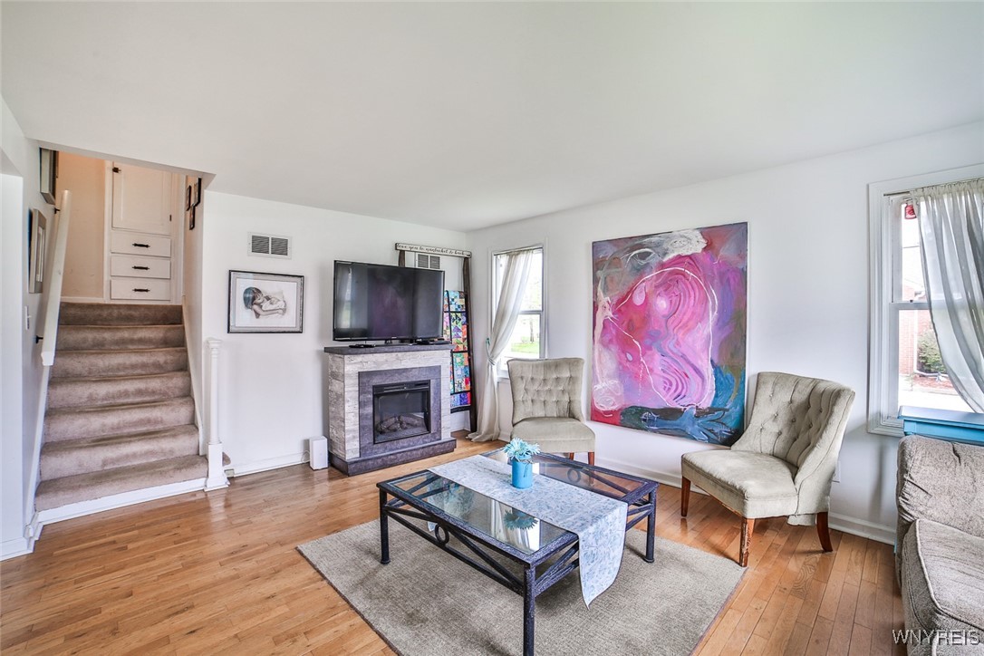 4274 Trailing Drive Clarence, NY 14221 - Photo 3 of 24