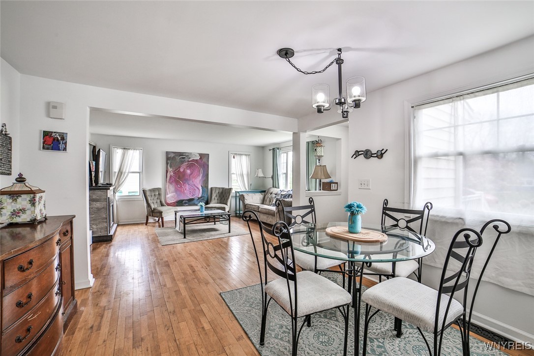 4274 Trailing Drive Clarence, NY 14221 - Photo 5 of 24 1st floor dining/living area