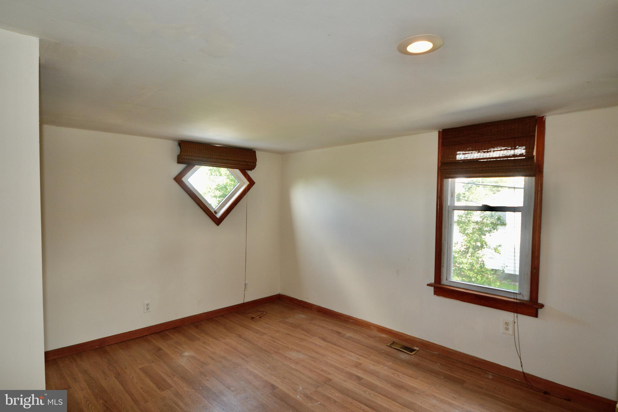 10 South Burnt Mill Road Voorhees, NJ 08043 - Photo 22 of 38 2nd floor bedroom