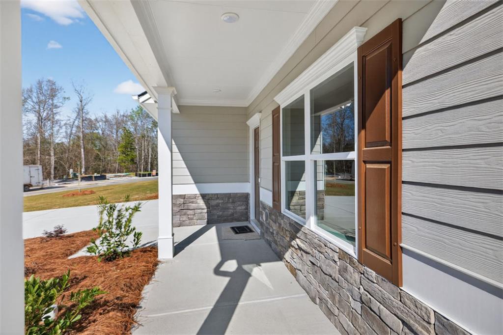 136 Jones Ridge Drive Dallas, GA 30132 - Photo 2 of 35