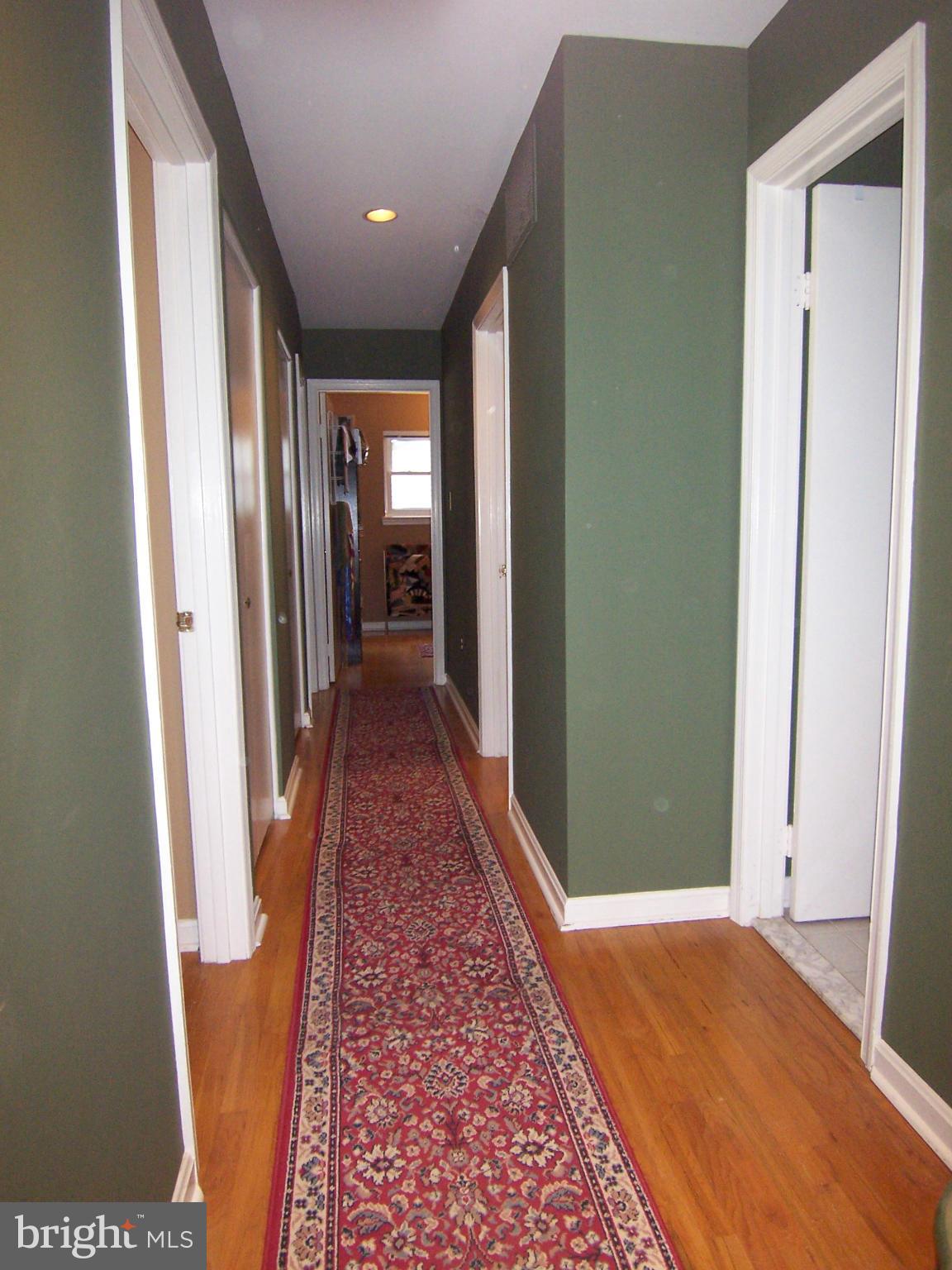 6004 Greeley Boulevard Springfield, VA 22152 - Photo 22 of 29 Upper Hall