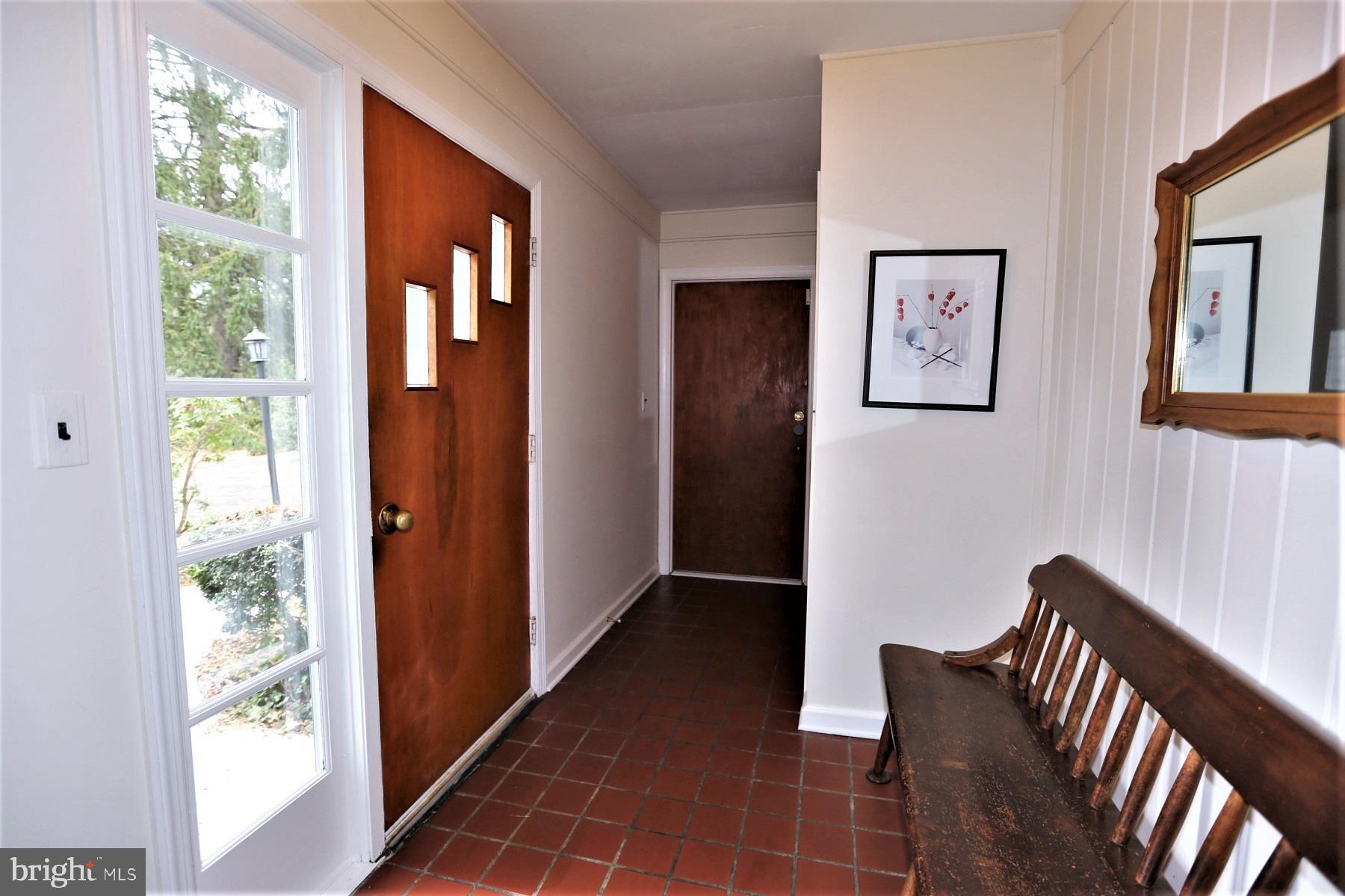 39 North Mill Road Princeton Junction, NJ 08550 - Photo 4 of 33