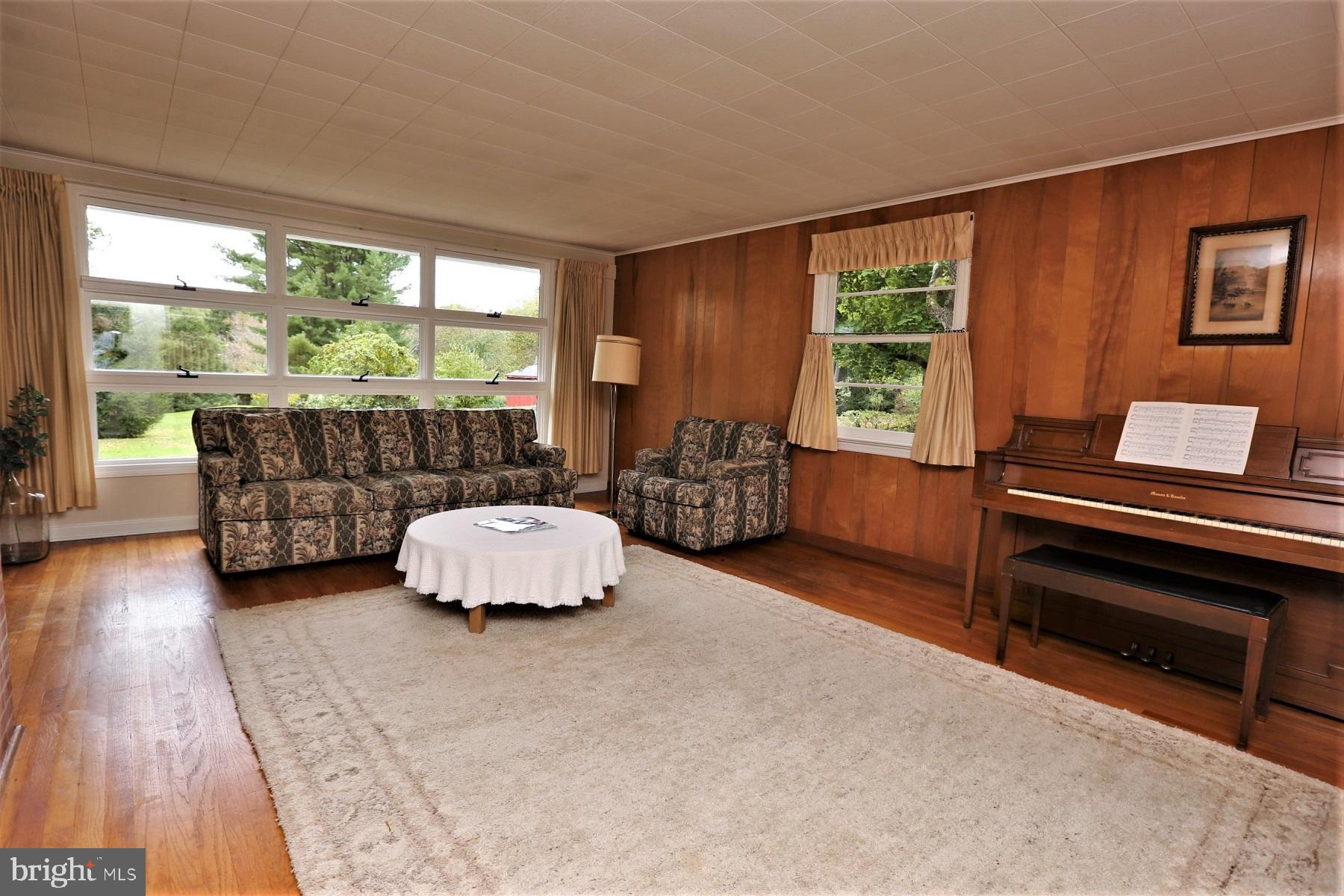 39 North Mill Road Princeton Junction, NJ 08550 - Photo 6 of 33