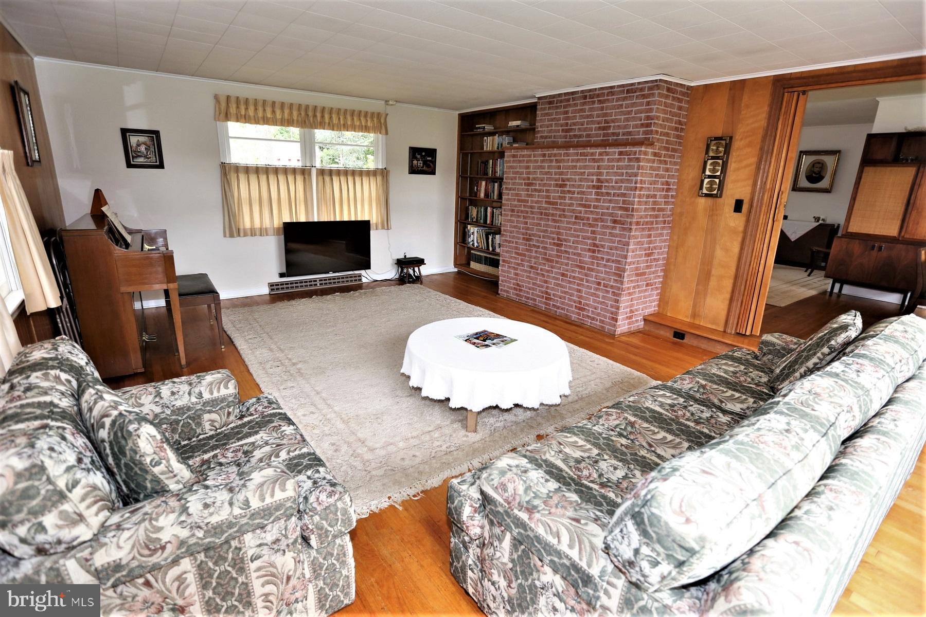 39 North Mill Road Princeton Junction, NJ 08550 - Photo 8 of 33