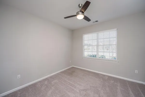 $555,000 | 120 Lakelyn Road, Moncks Corner, SC 29461