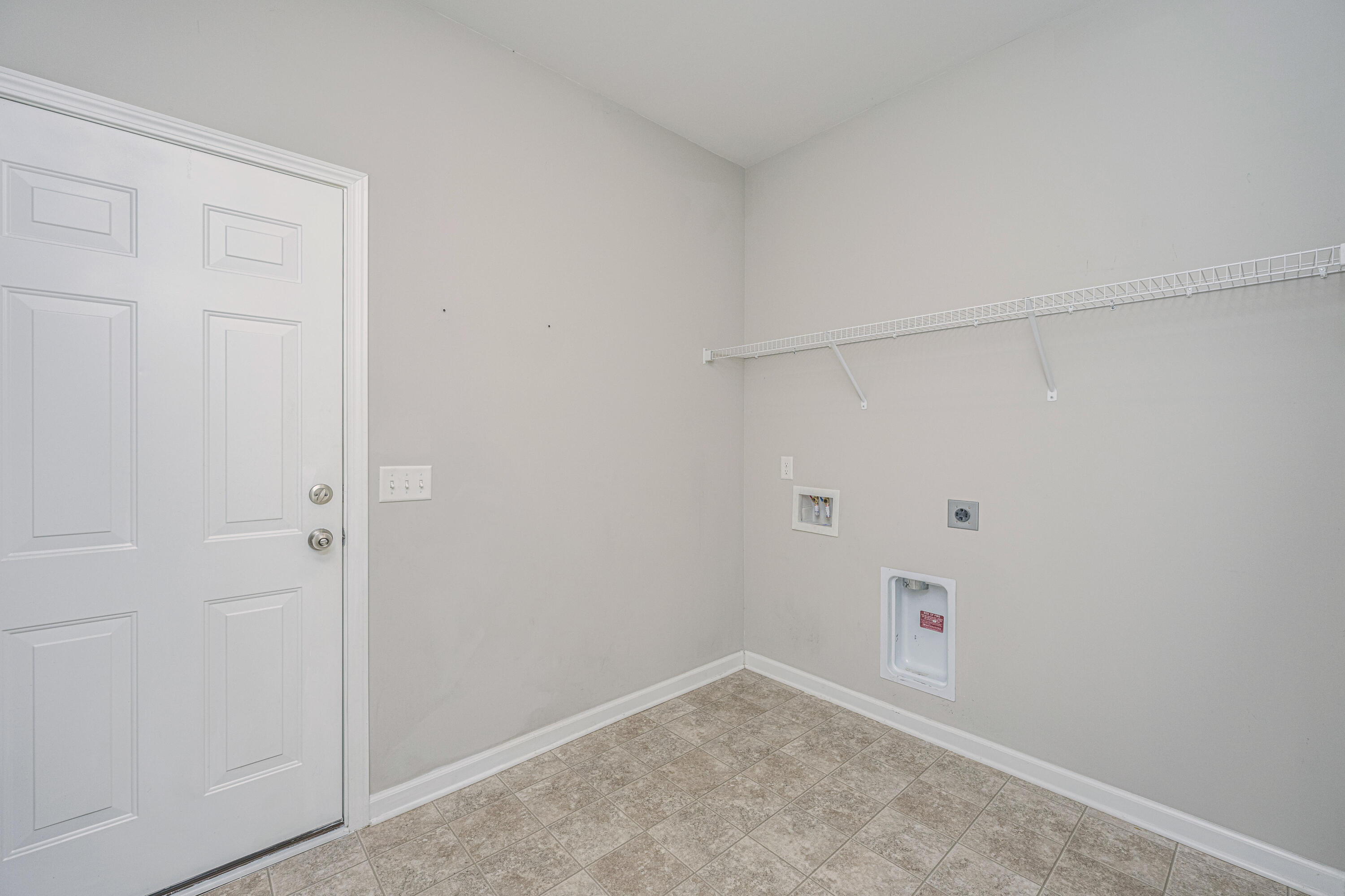 120 Lakelyn Road Moncks Corner, SC 29461 - Photo 24 of 33 120LakelynRd038