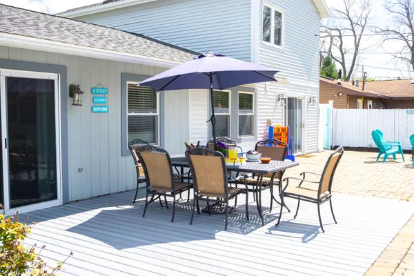 $898,500 | 316 North Berrien Street, New Buffalo, MI 49117