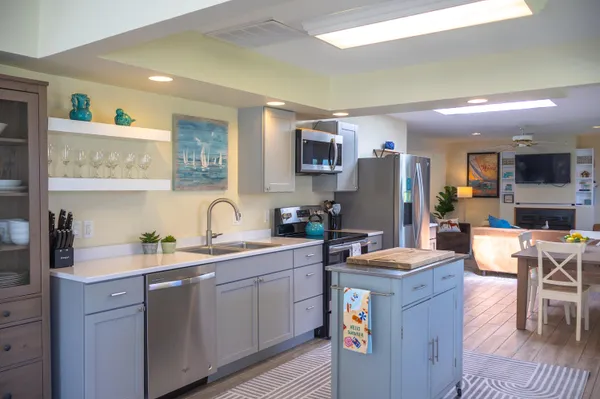 $898,500 | 316 North Berrien Street, New Buffalo, MI 49117