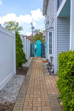 $898,500 | 316 North Berrien Street, New Buffalo, MI 49117