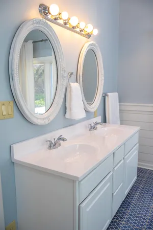 $898,500 | 316 North Berrien Street, New Buffalo, MI 49117