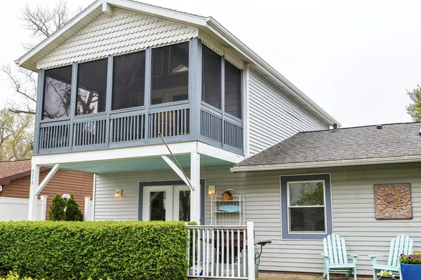 $898,500 | 316 North Berrien Street, New Buffalo, MI 49117
