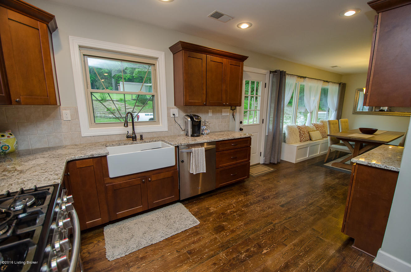 4915 Chenoweth Run Road Louisville, KY 40299 - Photo 15 of 60 14