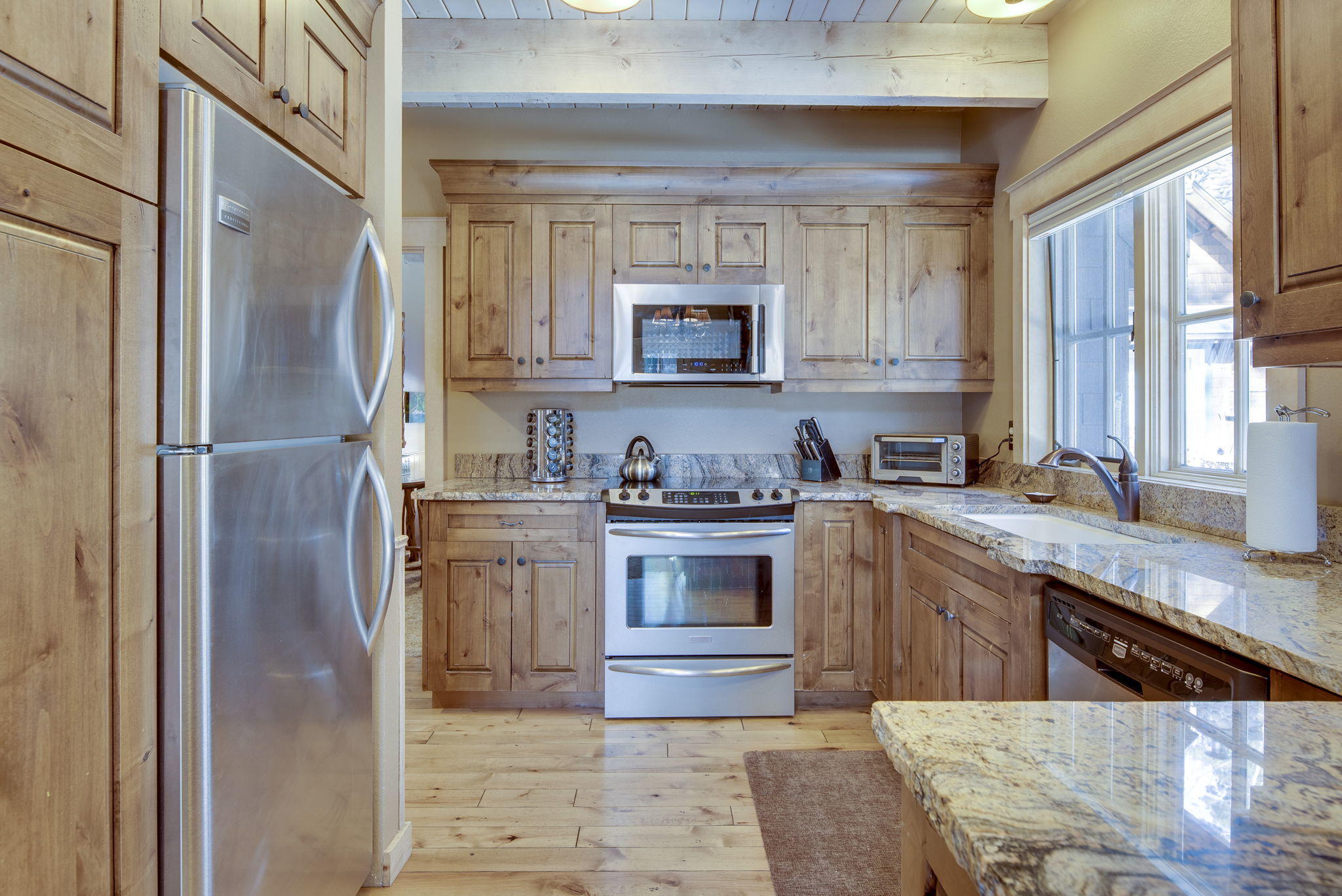 25567 Southwest Suttle-Sherman Road Camp Sherman, OR 97730 - Photo 6 of 27 17-web-or-mls-25551 SW Suttle-Sherman Rd