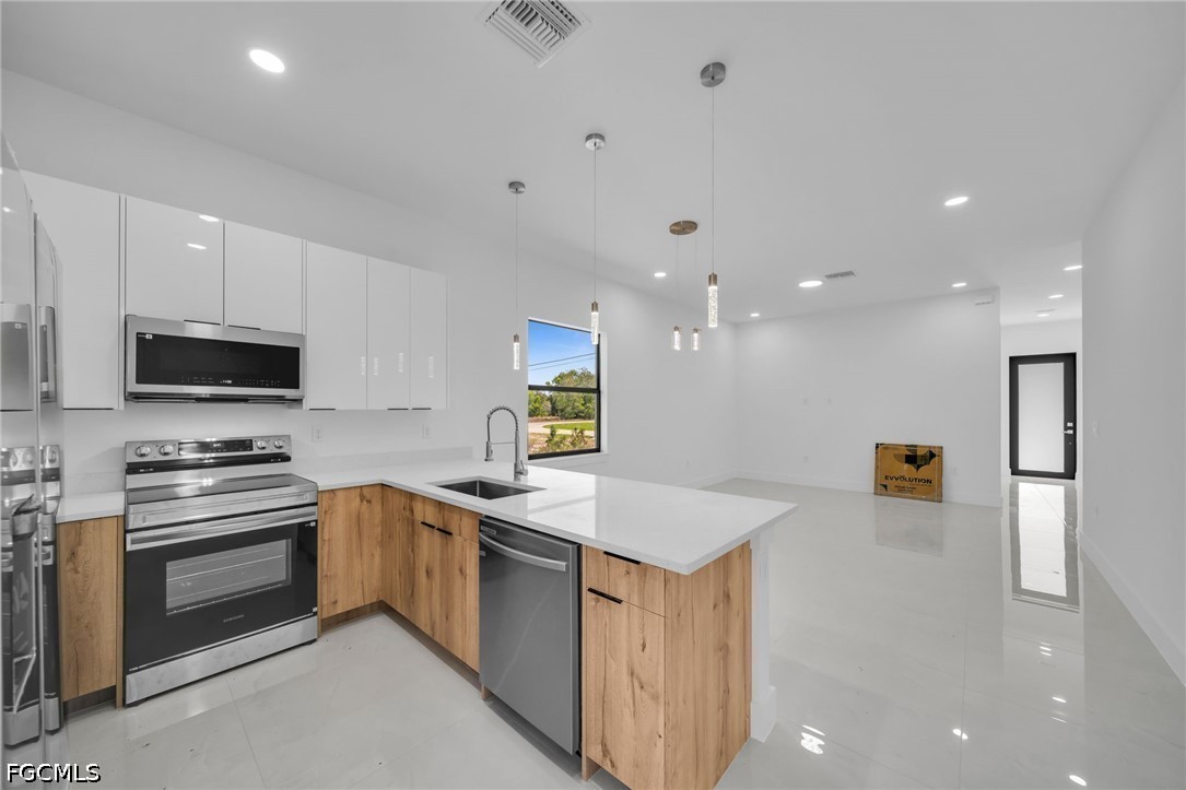730 Goldrock Road Lehigh Acres, FL 33974 - Photo 9 of 28 Gallery Image 9