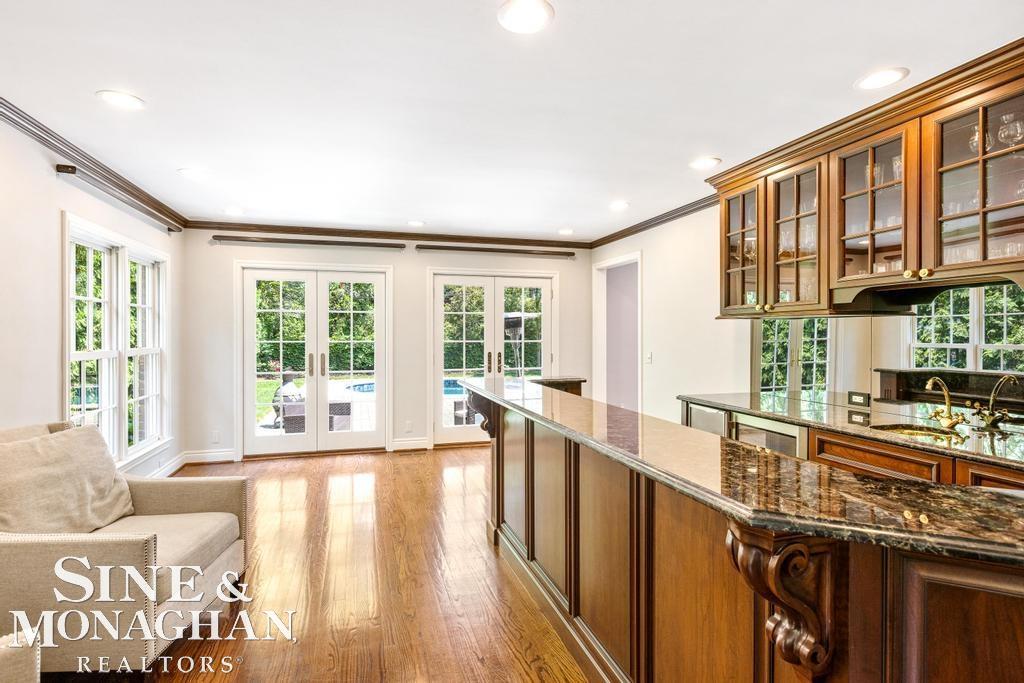 166 Touraine Road Grosse Pointe Farms, MI 48236 - Photo 9 of 80