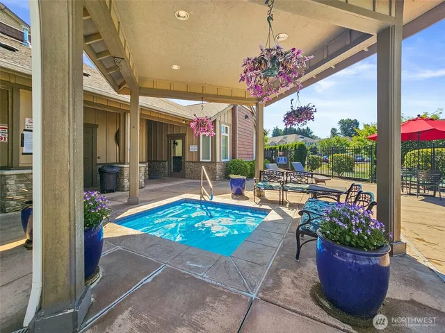 $348,900 | 13207 97th Avenue East, Unit 301, Puyallup, WA 98373